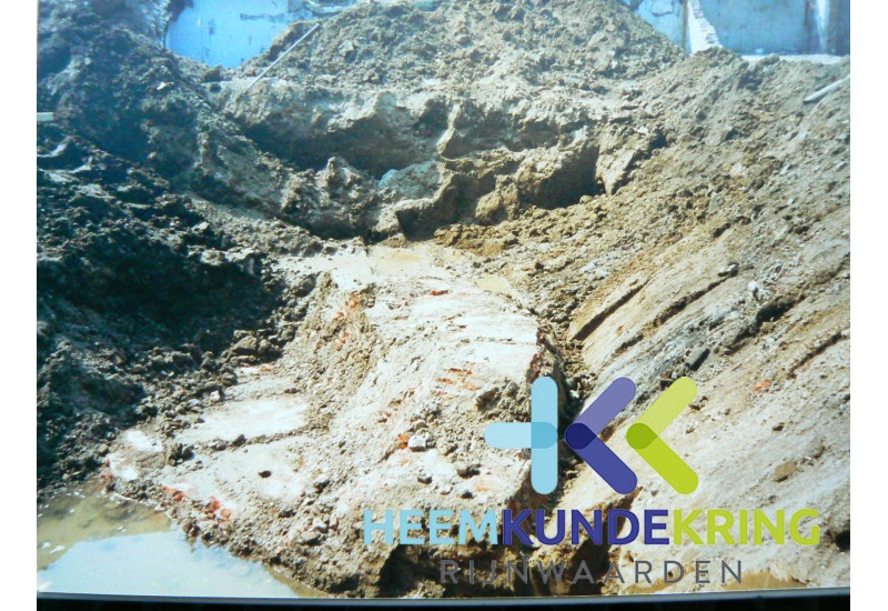 Opgraving Dikke Toren Coll. HKR geschonken door M .Doedens (2)